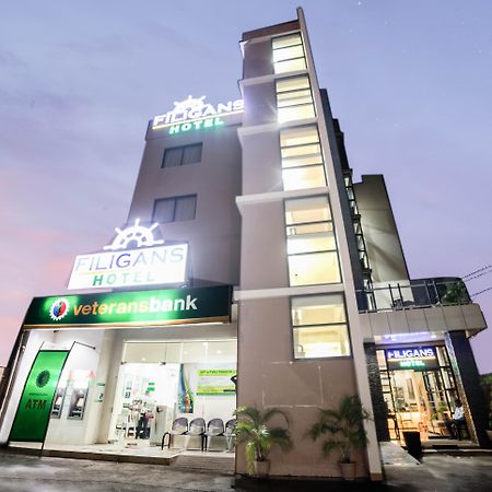 Reddoorz Plus Near Rizal Junction Puerto Princesa Ngoại thất bức ảnh